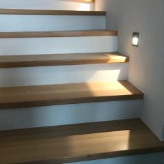 Treppe mit Holz 